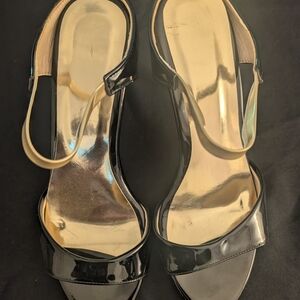 Black Heeled Shoes with Adjustable Slingback